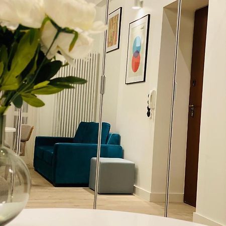 1 Syp, Kawa Vertuo, Kosmetyki Ada, 3 Min Metro Wilenska, By Visitwarsaw Apartments Luaran gambar